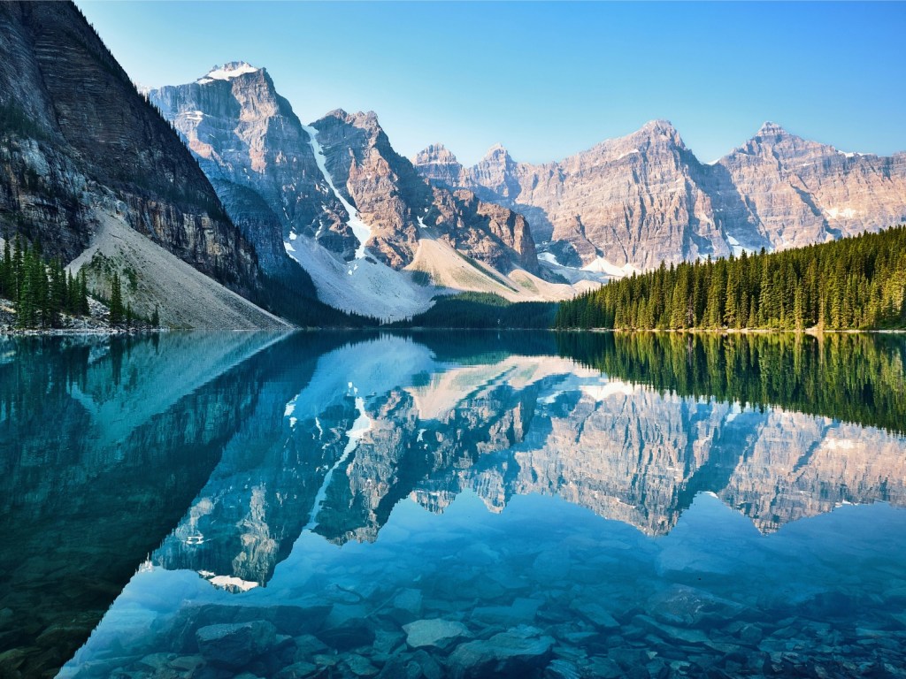 Moraine Lake, Alberta, Canada